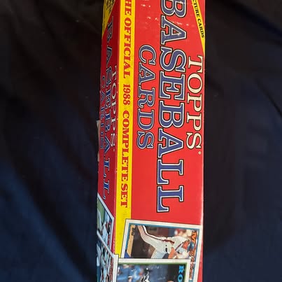 Photo of 1988 Topps Baseball Complete Set (792 Cards)