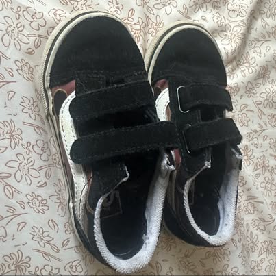 Photo of Vans Old Skool V Toddler Shoes - Size 8, Black