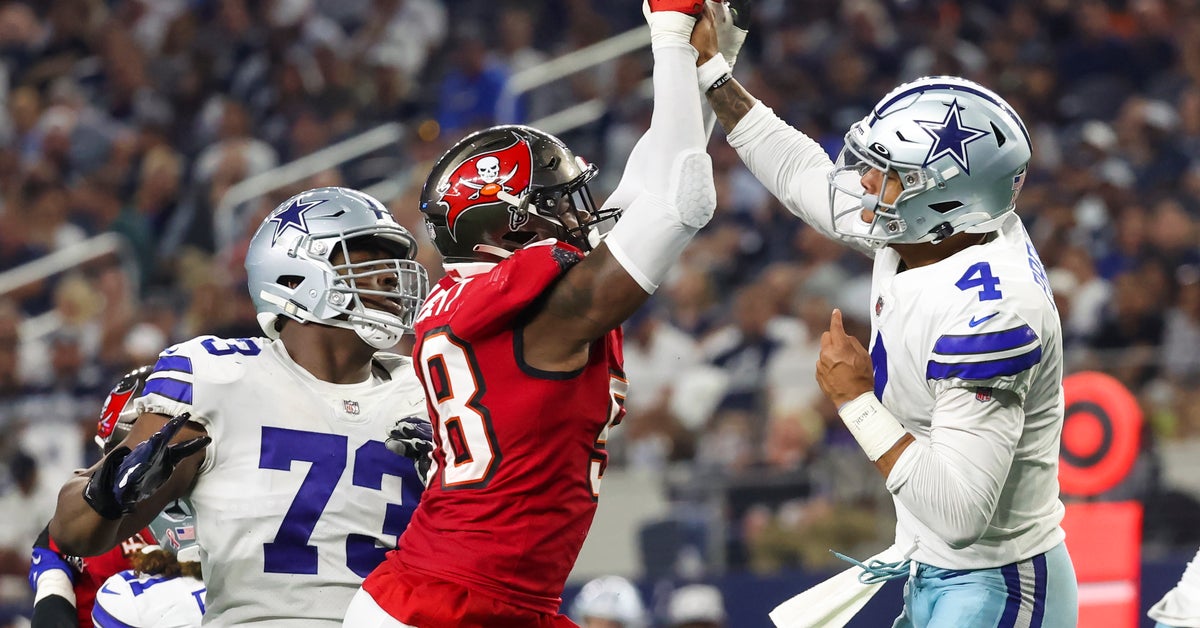 Cowboys and Buccaneers football game